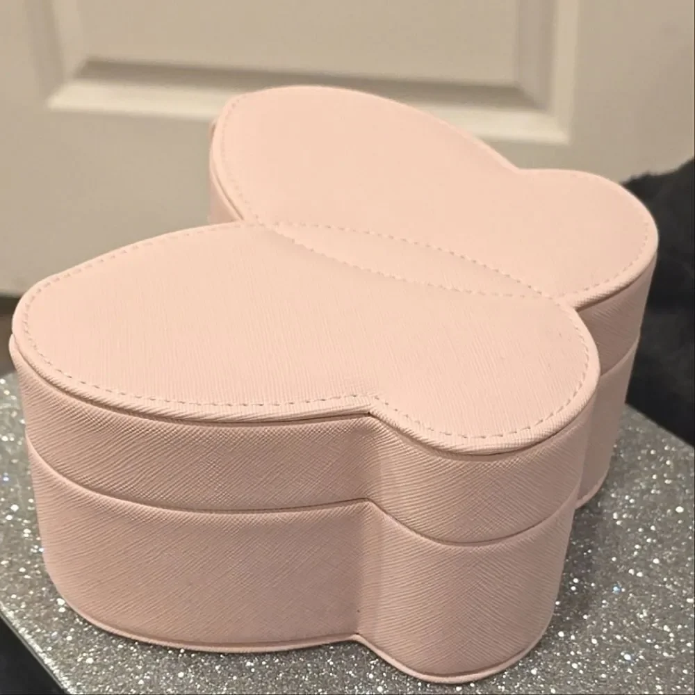 At Home‎ Butterfly Jewelry Storage Box- Pink